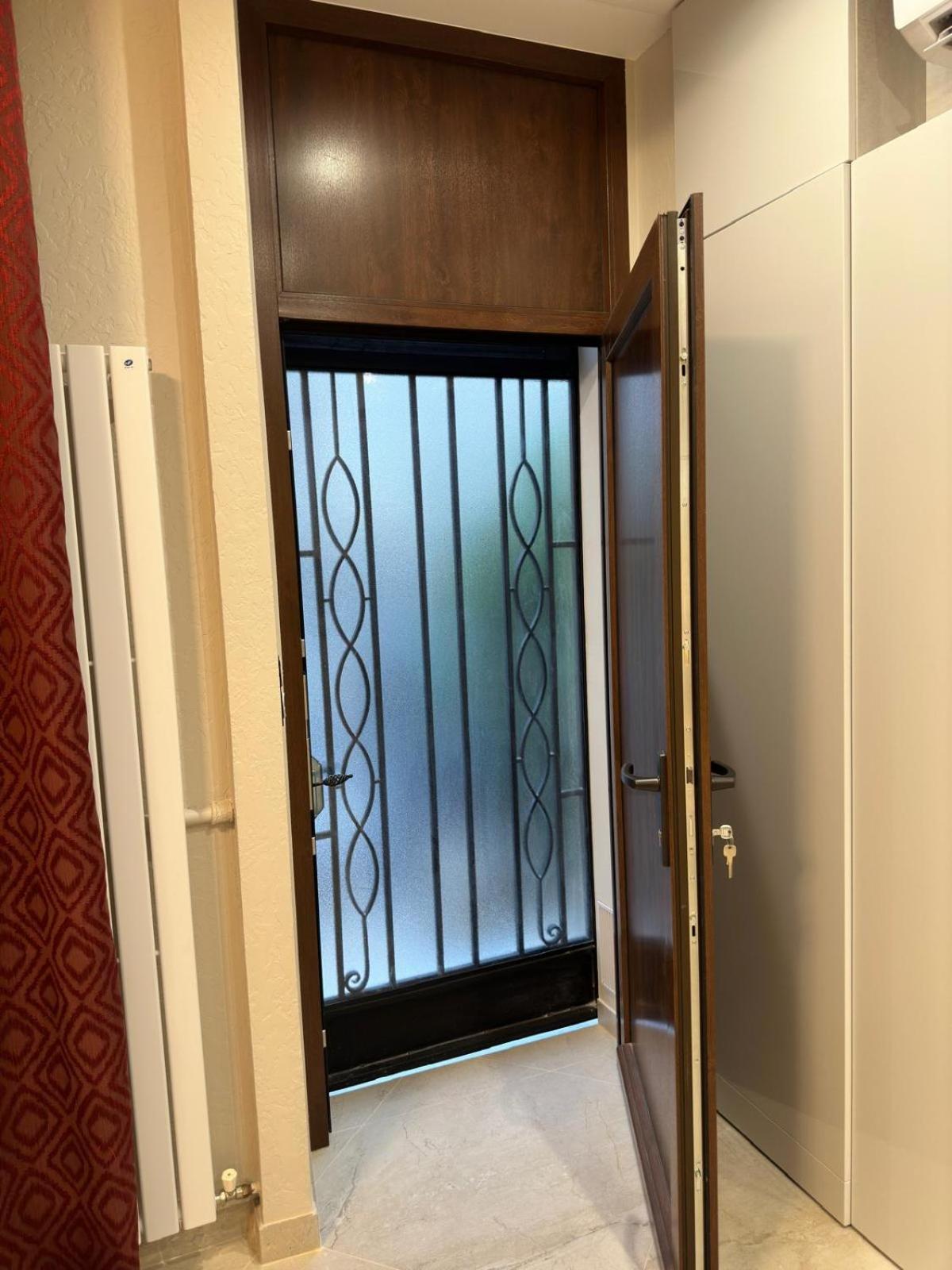 Extraordinaire Grand Studio Au Centre 6 Minutes A Pied De La Plage Et L'Hotel Negresco Νίκαια Εξωτερικό φωτογραφία